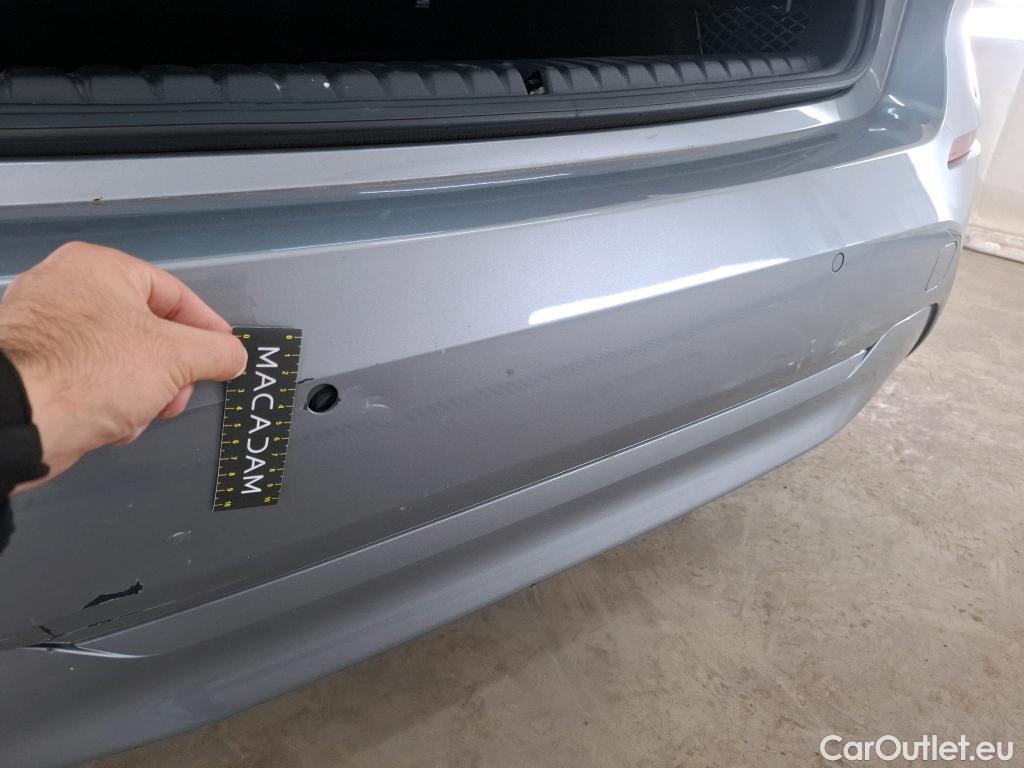  Bmw  Serie 1 BMW Série 1 / 2019 / 5P / Berline 116i DKG7 Business Design #98