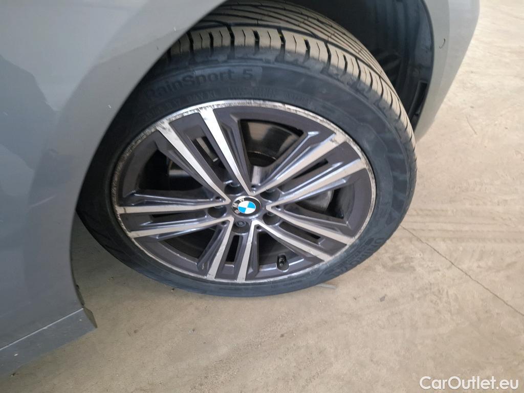  Bmw  Serie 1 BMW Série 1 / 2019 / 5P / Berline 116i DKG7 Business Design #52