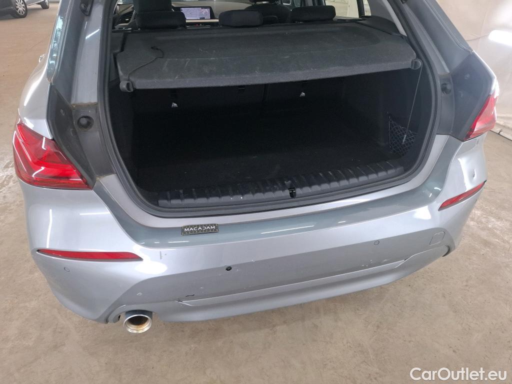  Bmw  Serie 1 BMW Série 1 / 2019 / 5P / Berline 116i DKG7 Business Design #15