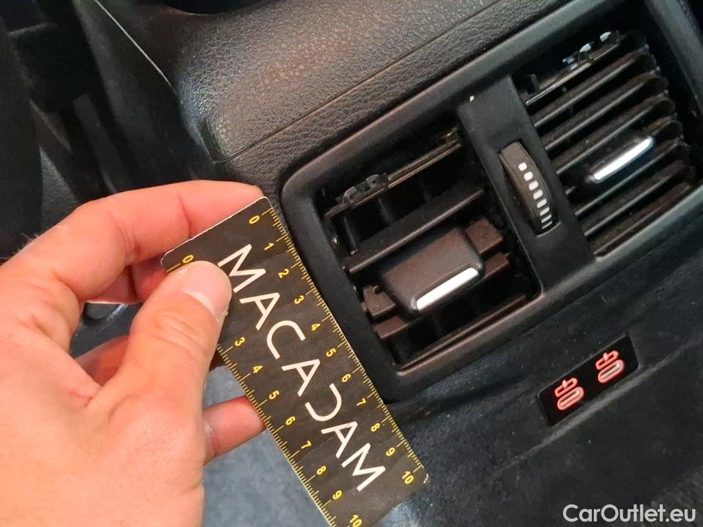  Bmw  X2 Série  sDrive 18i Lounge 1.5 135CV BVA7 E6d #4