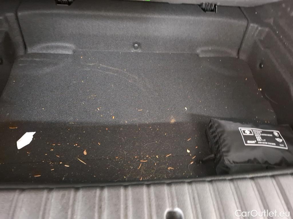  Bmw  Serie 1 Série 1 Berline 118 d Lounge 2.0 150CV BVA8 E6d #12