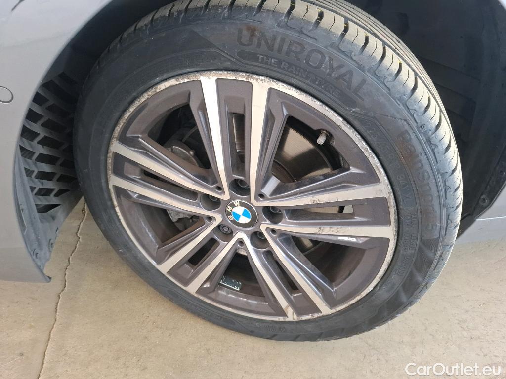  Bmw  Serie 1 BMW Série 1 / 2019 / 5P / Berline 116i DKG7 Business Design #29