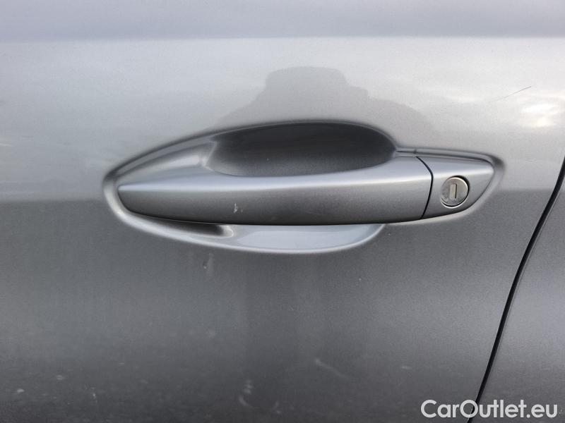  Peugeot  308 -SW  (P5) (2021)  SW 1.5BHDi 130 ACTIVE P 5d #22