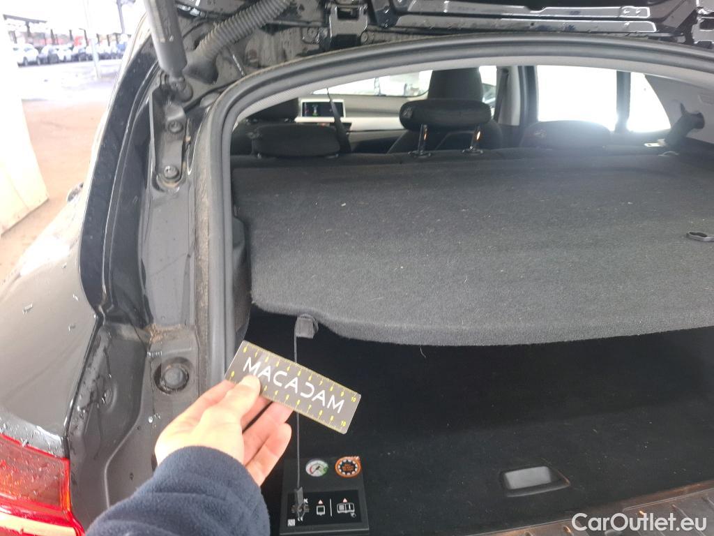  Bmw  X2 Série  sDrive 18i Lounge 1.5 135CV BVA7 E6d #16