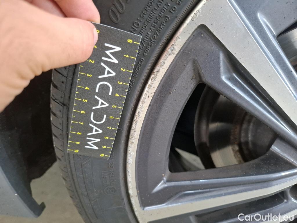  Bmw  Serie 1 BMW Série 1 / 2019 / 5P / Berline 116i DKG7 Business Design #46