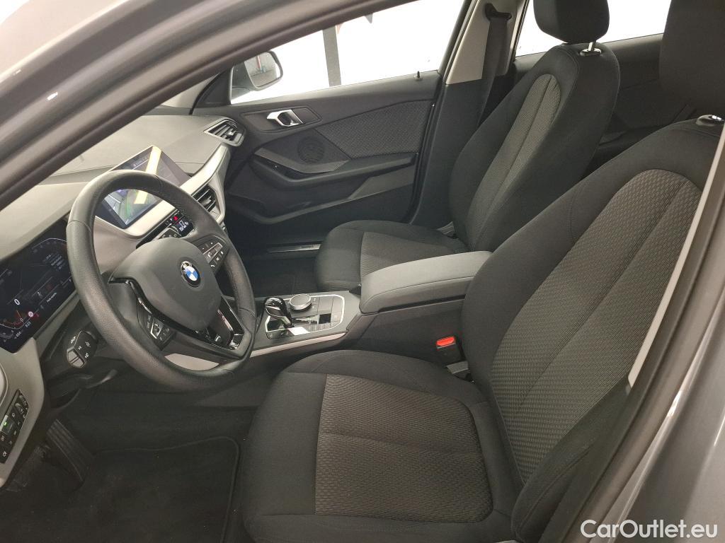  Bmw  Serie 1 BMW Série 1 / 2019 / 5P / Berline 116i DKG7 Business Design #1