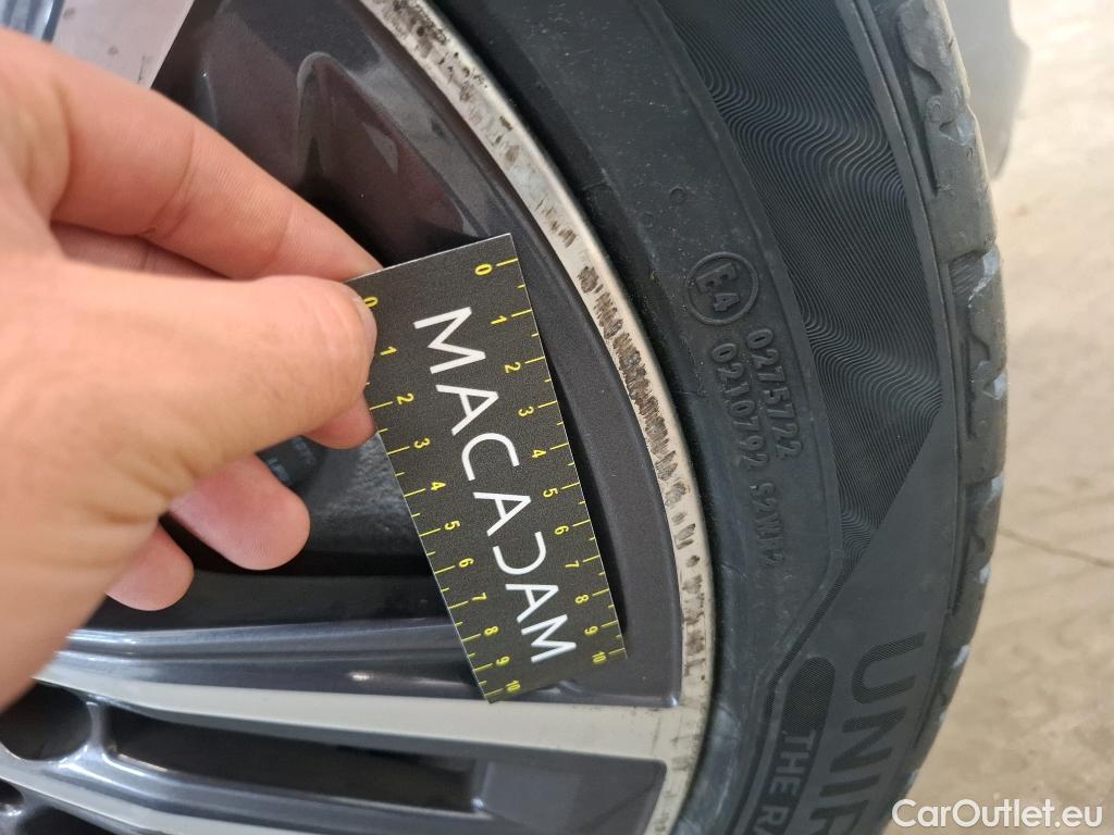  Bmw  Serie 1 BMW Série 1 / 2019 / 5P / Berline 116i DKG7 Business Design #56