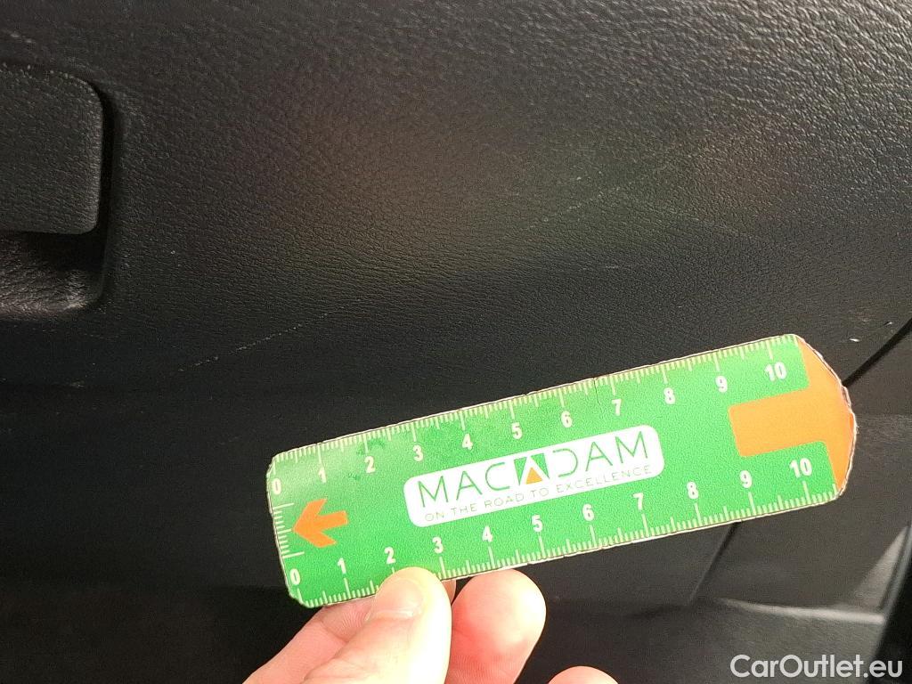  Nissan  Micra NISSAN  5p Berline IG-T 90 Business Edition #5