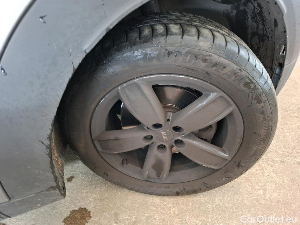  Mini  Countryman MINI  / 2020 / 5P / Crossover Cooper Essential 136 ch BVA7 #6