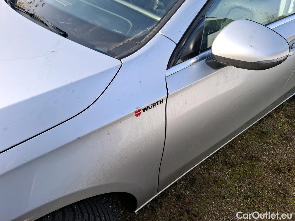  Mercedes  A-Klasse MERCEDES-BENZ Classe A Compact / 2018 / 5P / Berline A 180 d Business Line 7G-DCT #14