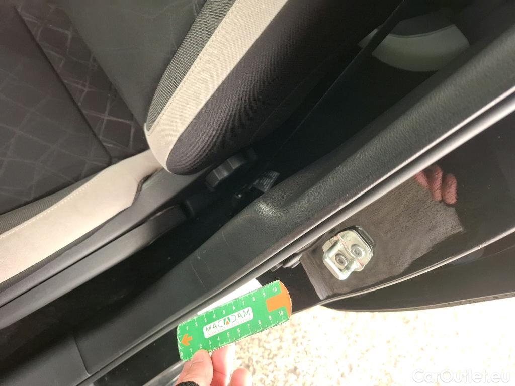  Nissan  Micra NISSAN  5p Berline IG-T 90 Business Edition #1