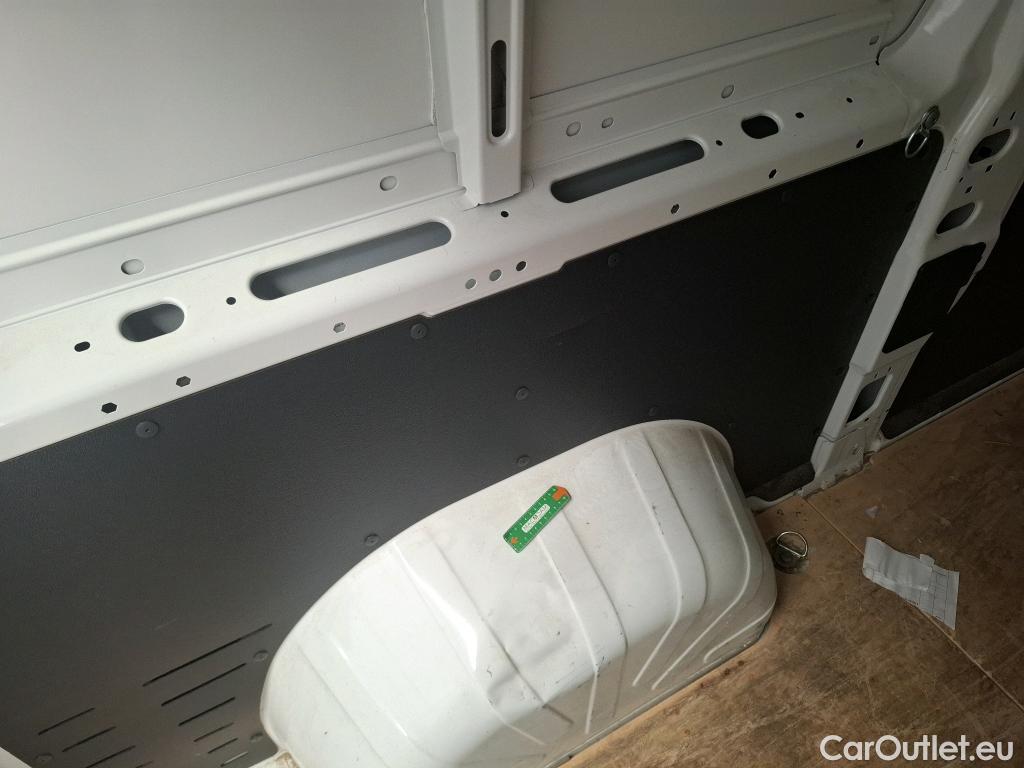  Citroen  Jumper CITROEN  VU 4p Fourgon 30 L2H2 BlueHDi 130 BVM6 Business #8