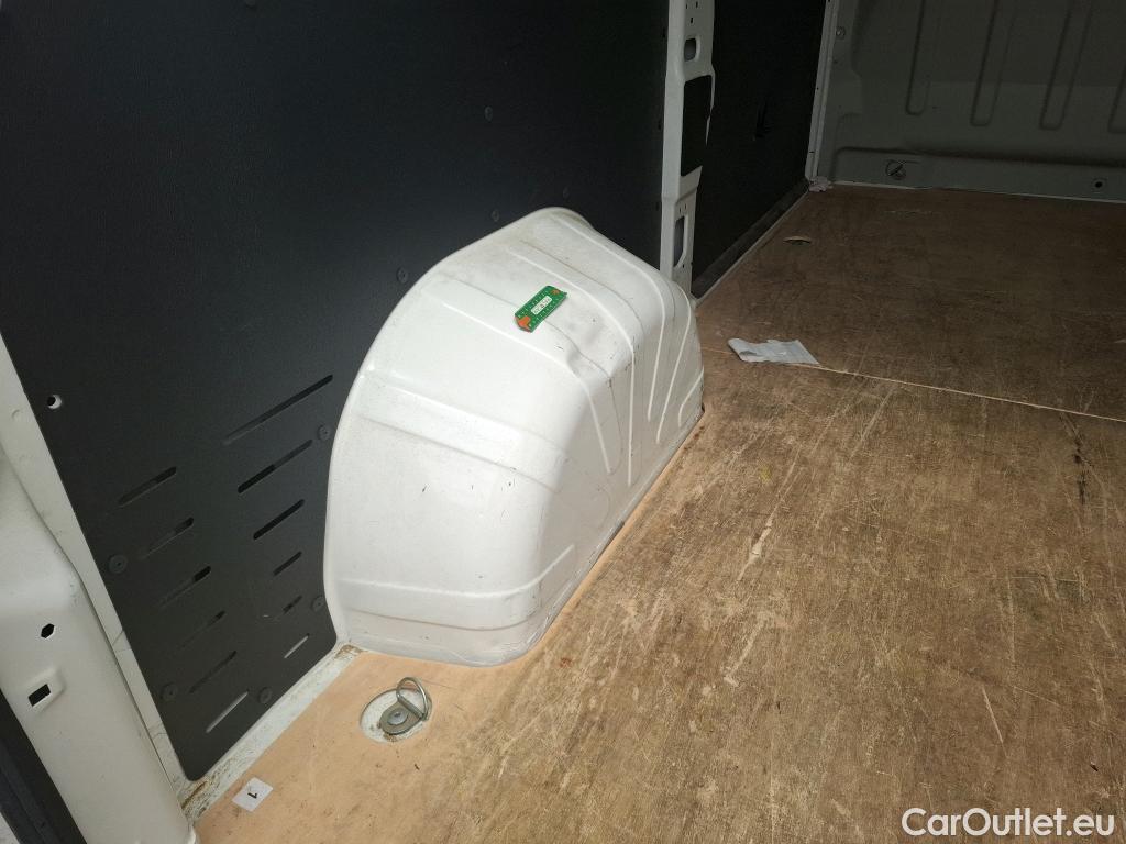  Citroen  Jumper CITROEN  VU 4p Fourgon 30 L2H2 BlueHDi 130 BVM6 Business #15