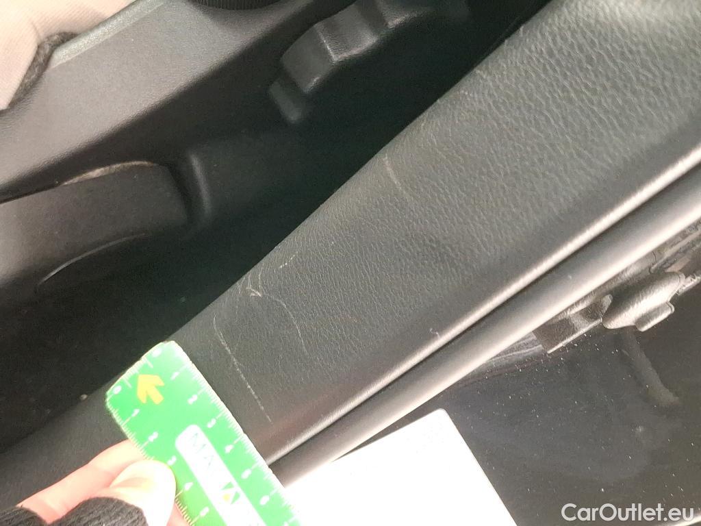  Nissan  Micra NISSAN  5p Berline IG-T 90 Business Edition #2