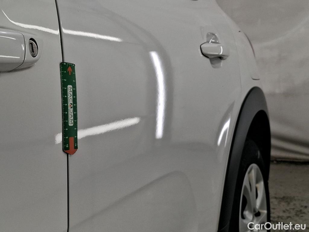  Citroen  C3  Société Feel 1.5 BlueHDI 100CV BVM5 E6dT #8