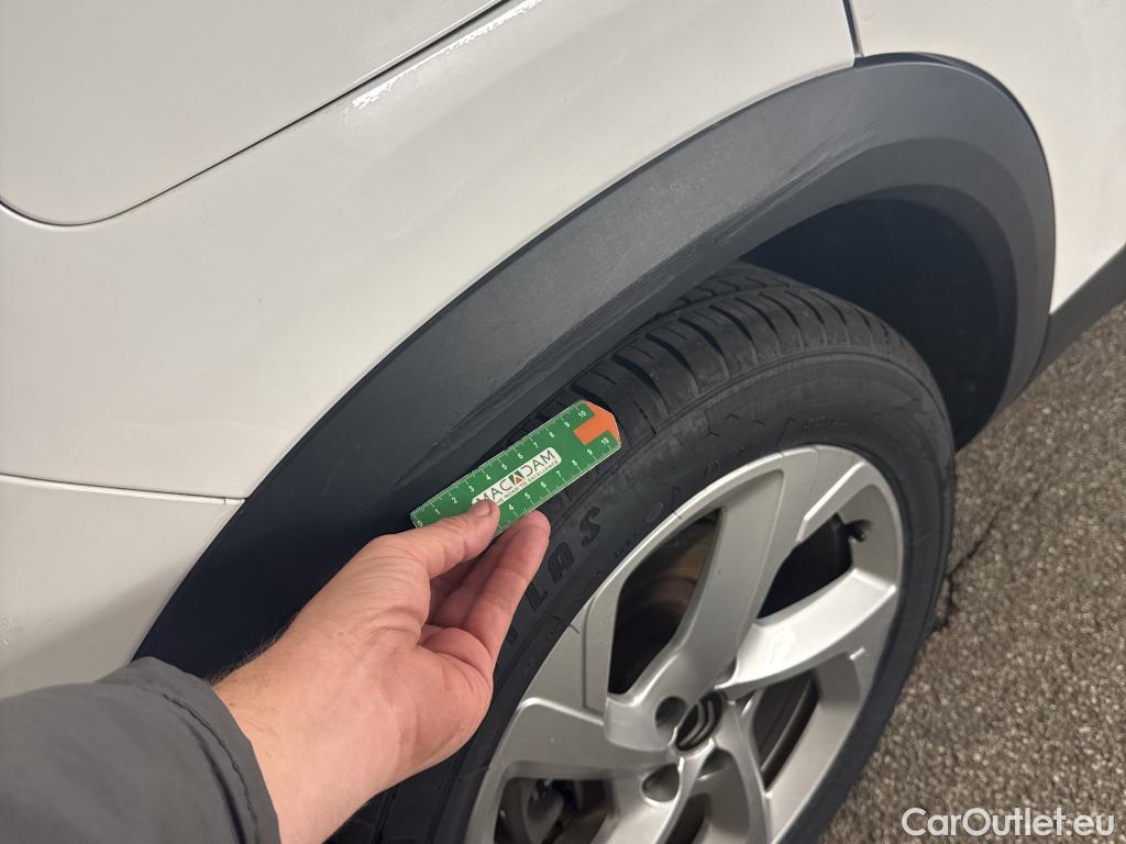  Citroen  C5 CITROEN  Aircross / 2022 / 5P / SUV BlueHDi 130 S&S EAT8 Feel #30