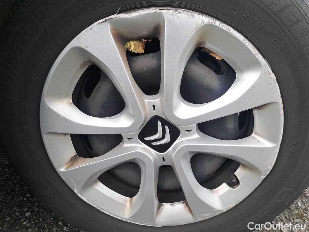  Citroen  C3  Feel 1.2 PureTech 80CV BVM5 E6 #9