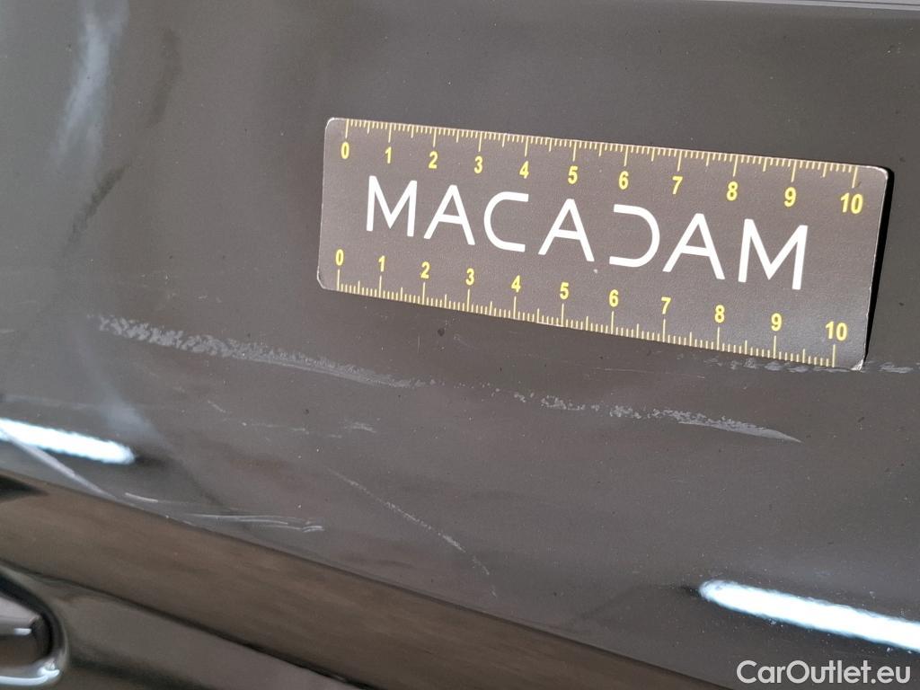  Opel   Grandland X Grandland X Elegance Business 1.5 130CV BVA8 E6d #19