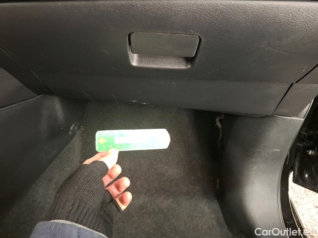  Nissan  Micra NISSAN  5p Berline IG-T 90 Business Edition #3