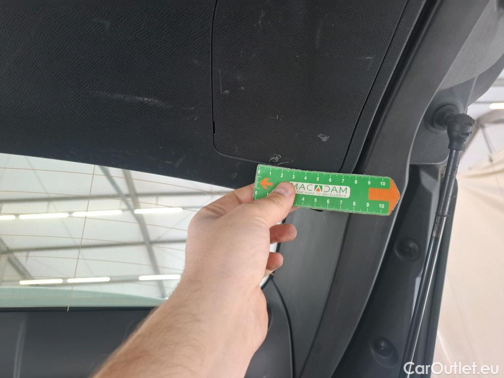  Peugeot  3008  II Active Pack 1.5 HDi 130CV BVA8 E6d #59