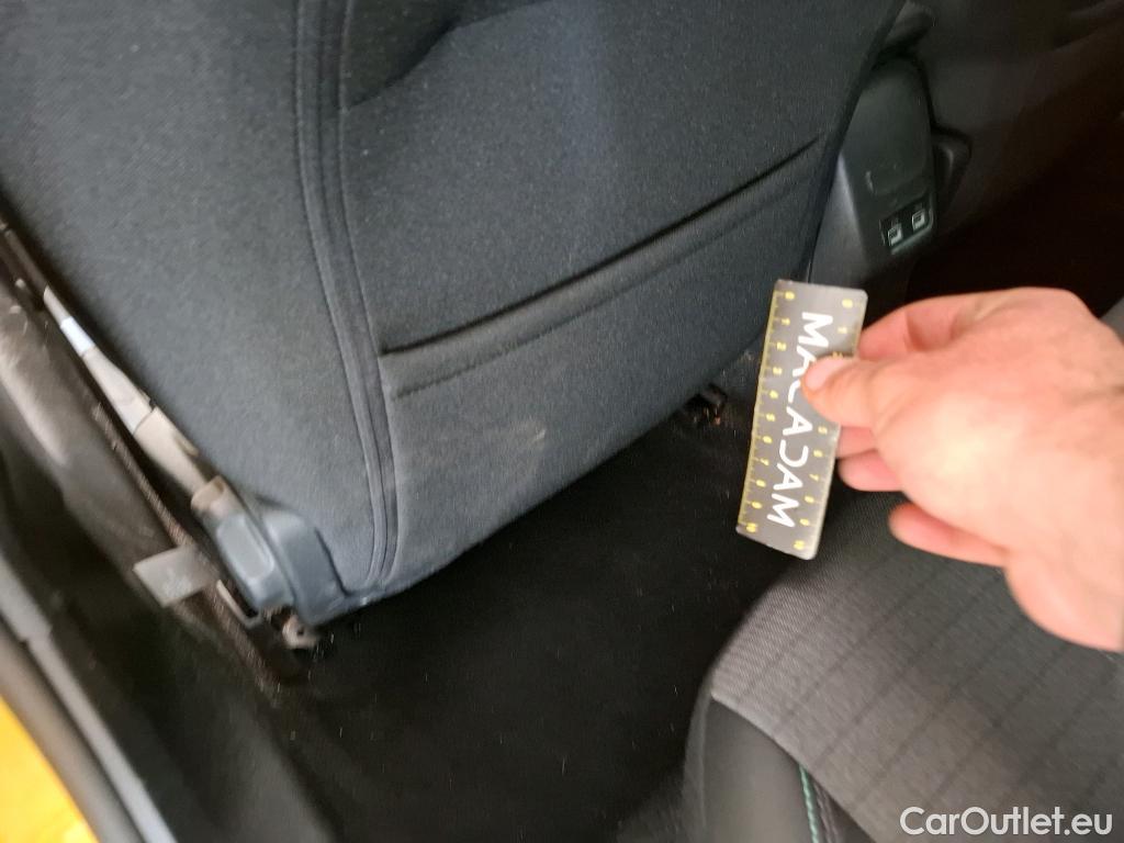  Peugeot  208  Allure Pack 1.2 PureTech 100CV BVA8 E6d #35