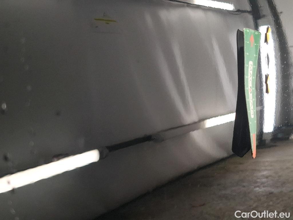  Peugeot  3008  Active Business 1.2 PureTech 130CV BVA8 E6d #17