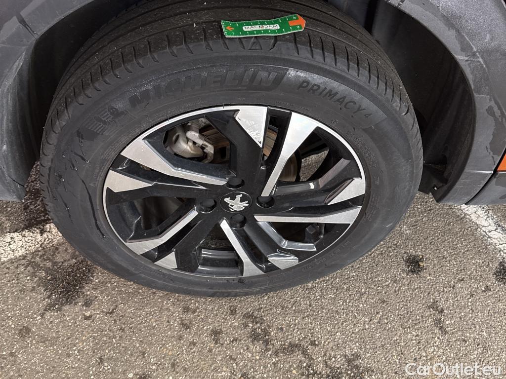  Peugeot  2008  Allure Pack 1.5 HDi 130CV BVA8 E6d #9