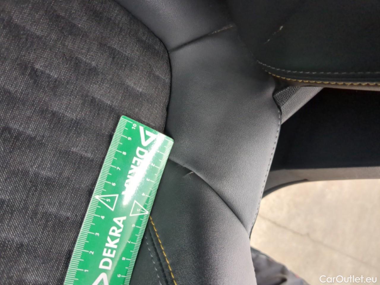  Peugeot  3008  Road Trip 1.2 PureTech 130CV BVA8 E6d #3