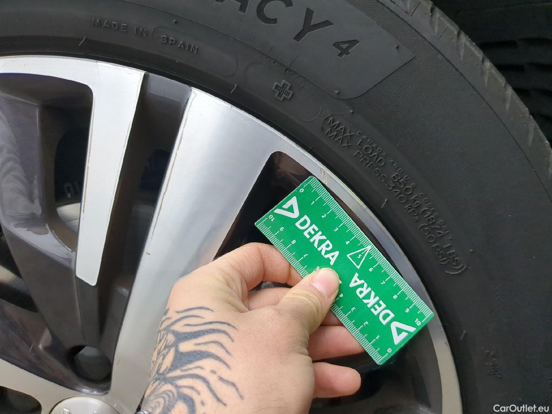  Peugeot  3008  Road Trip 1.2 PureTech 130CV BVA8 E6d #5