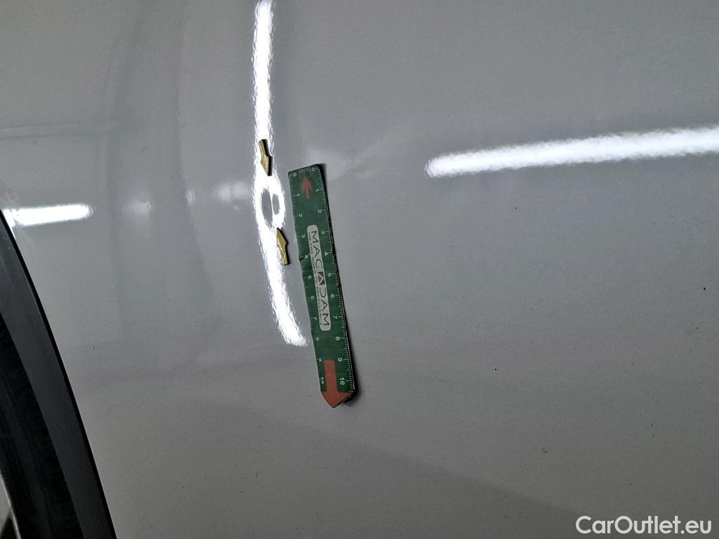  Peugeot  3008  II Active Pack 1.5 HDi 130CV BVA8 E6d #84