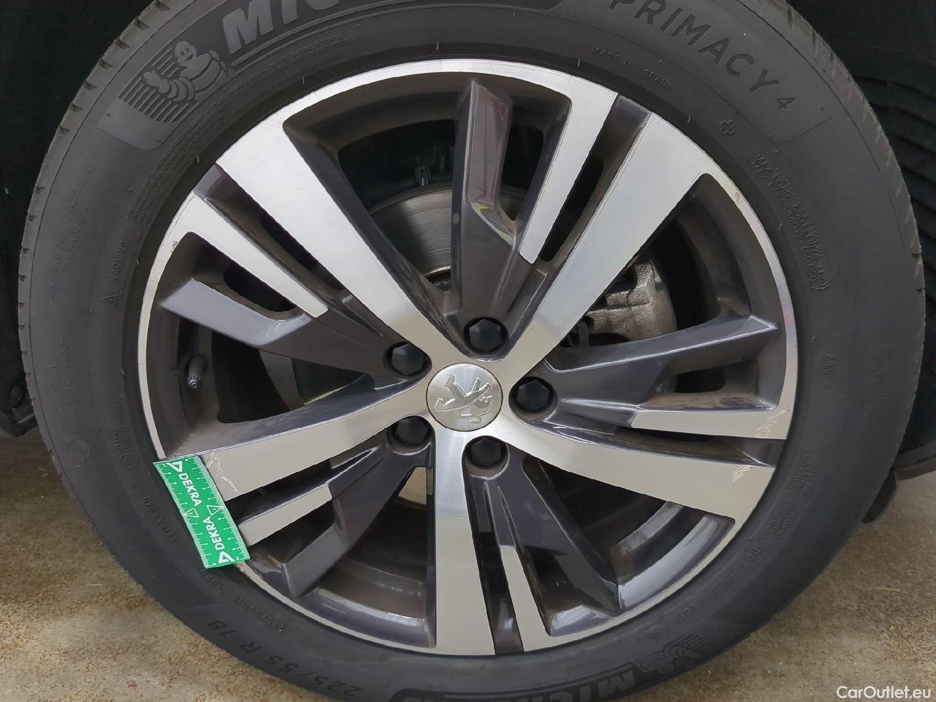  Peugeot  3008  Road Trip 1.2 PureTech 130CV BVA8 E6d #6