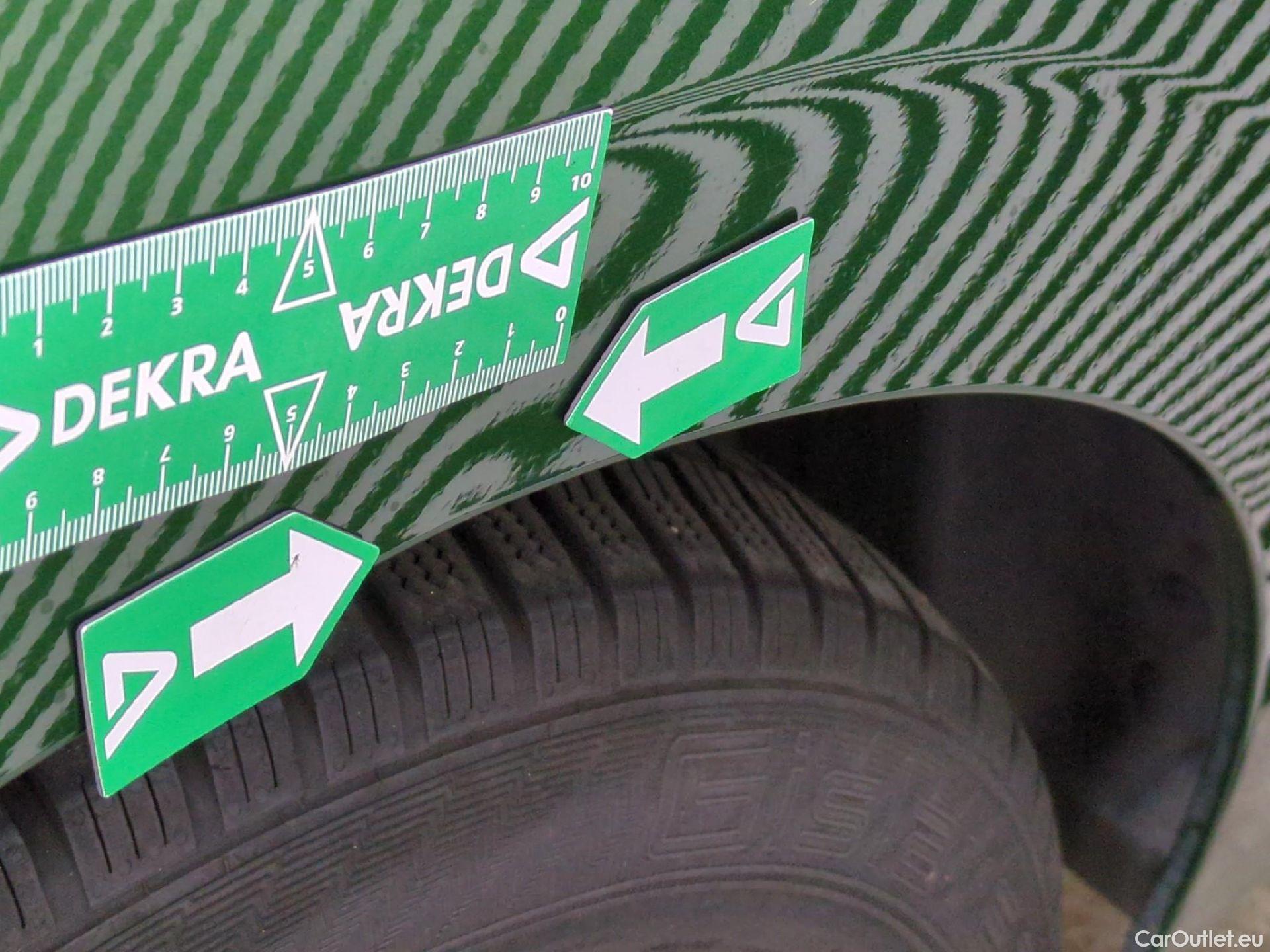  Peugeot  308  Active Pack 1.5 HDi 130CV BVM6 E6d #38