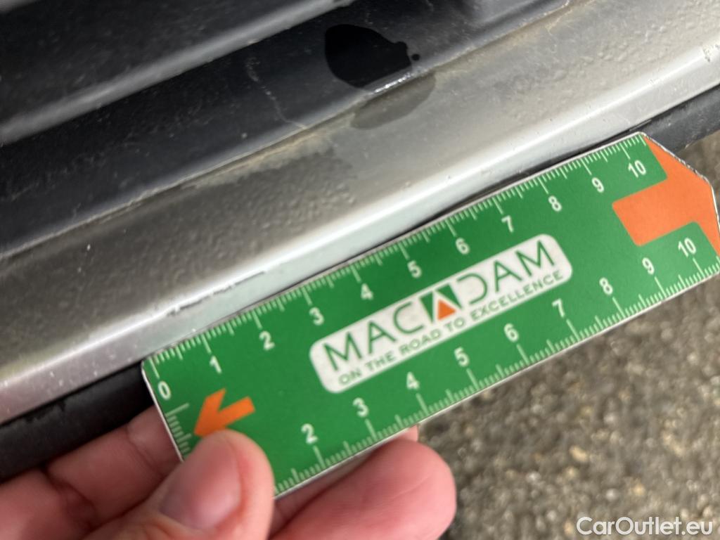  Peugeot  2008  Allure Pack 1.5 HDi 130CV BVA8 E6d #31