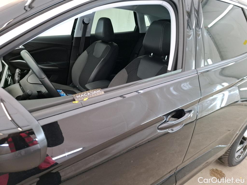  Opel   Grandland X Grandland X Elegance Business 1.5 130CV BVA8 E6d #64