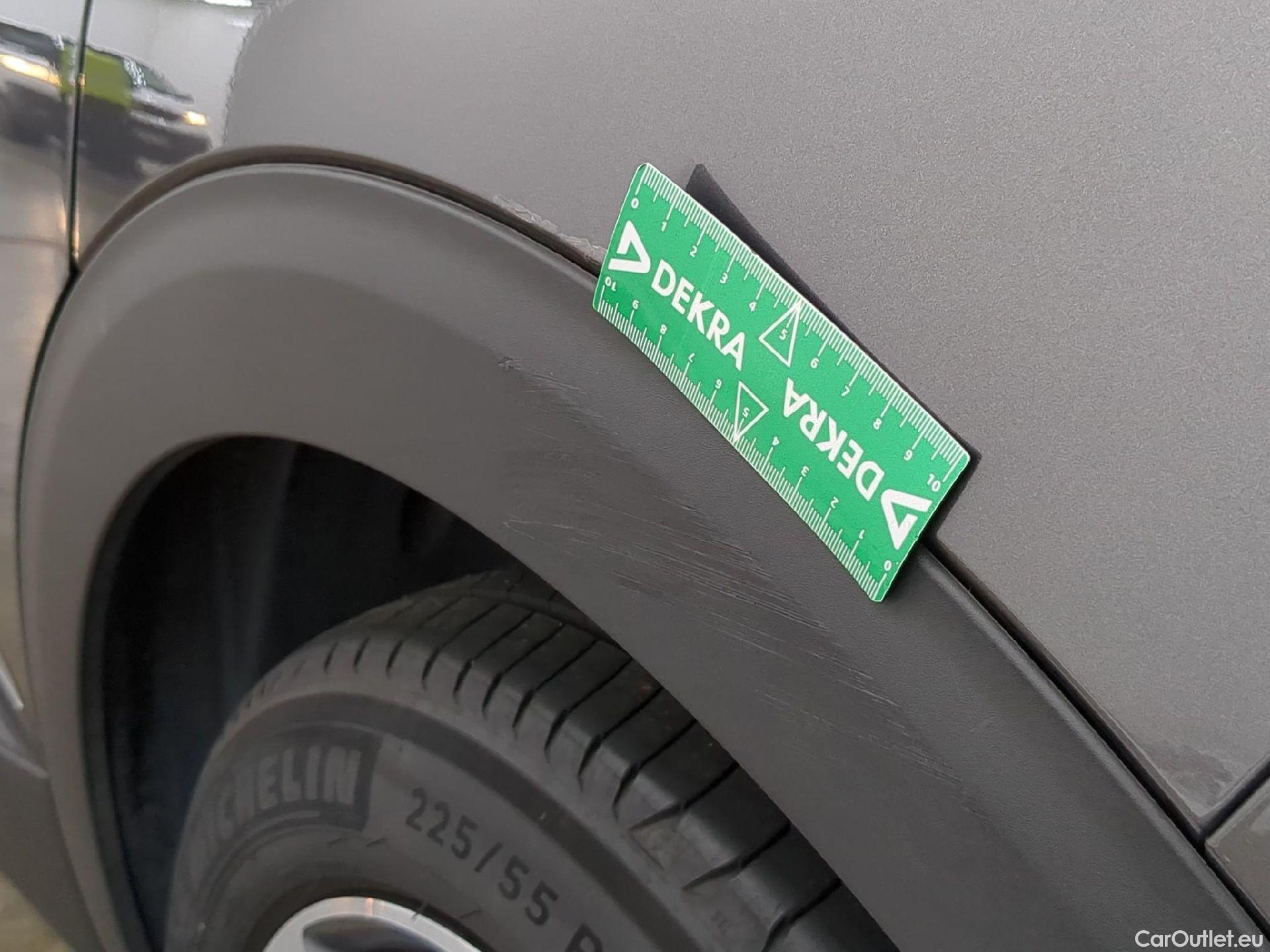  Peugeot  3008  Road Trip 1.2 PureTech 130CV BVA8 E6d #42