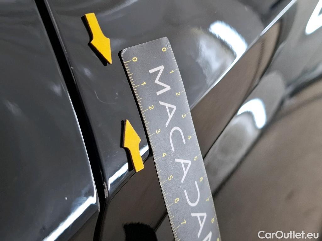  Opel   Grandland X Grandland X Elegance Business 1.5 130CV BVA8 E6d #57