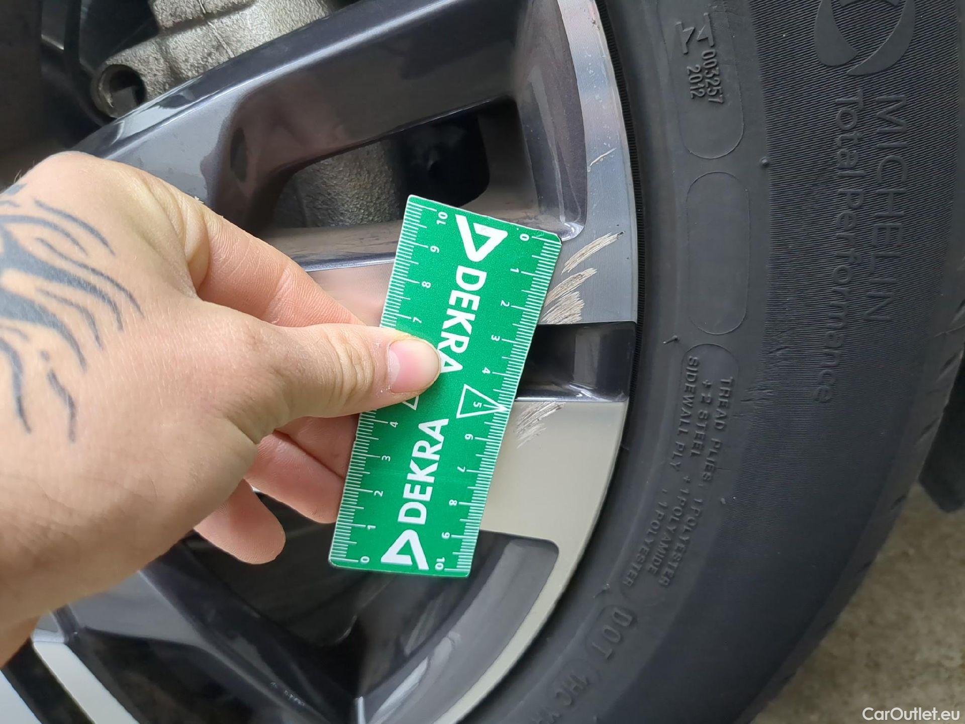  Peugeot  3008  Road Trip 1.2 PureTech 130CV BVA8 E6d #7