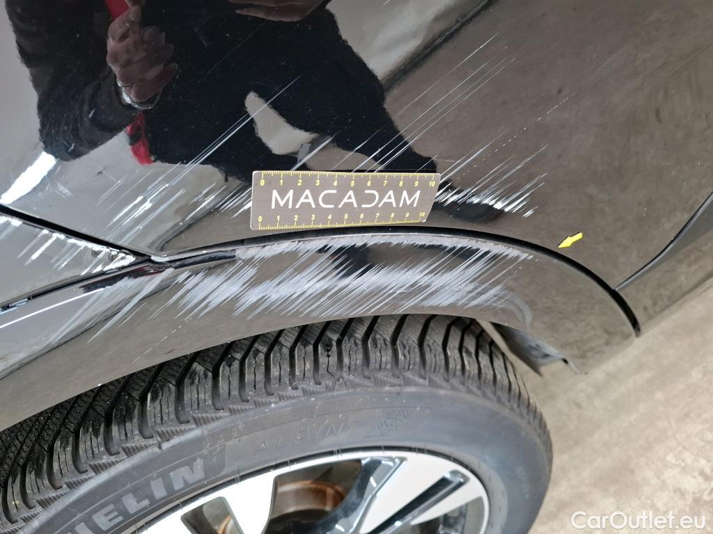  Opel   Grandland X Grandland X Elegance Business 1.5 130CV BVA8 E6d #37