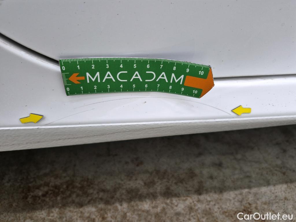  Peugeot  208  Premium 1.5 HDi 100CV BVM6 E6d #54