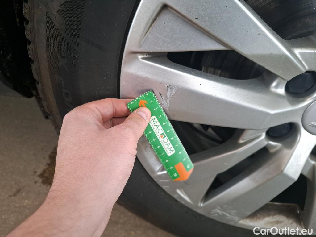  Peugeot  3008  II Active Pack 1.5 HDi 130CV BVA8 E6d #29