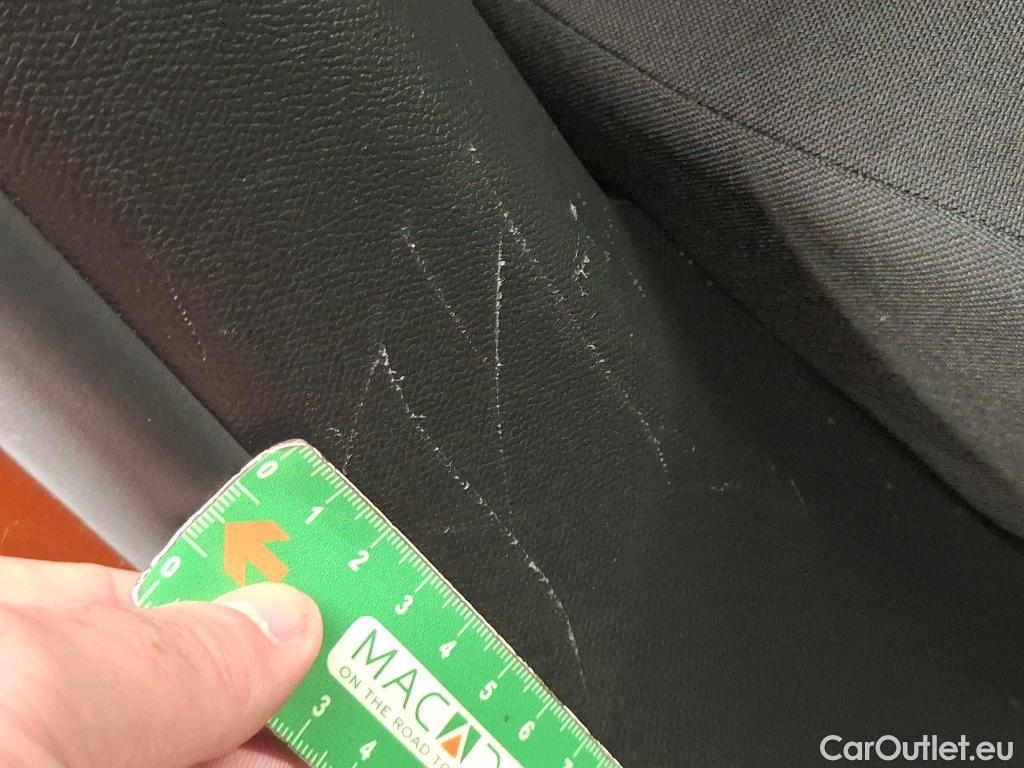  Peugeot  2008  Active Business 1.2 PureTech 100CV BVM6 E6d #17