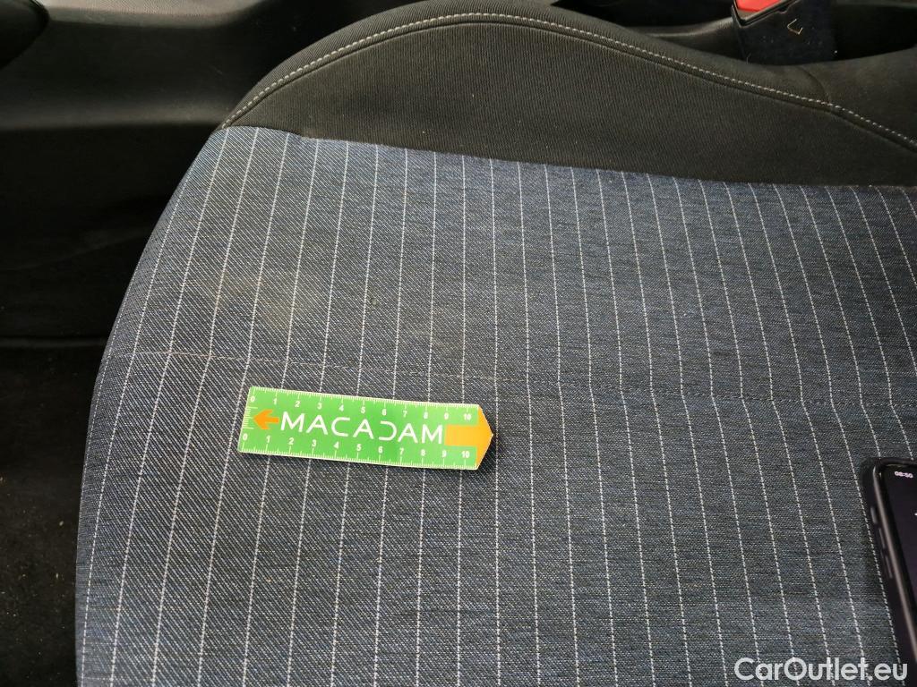  Peugeot  208  Premium 1.5 HDi 100CV BVM6 E6d #19