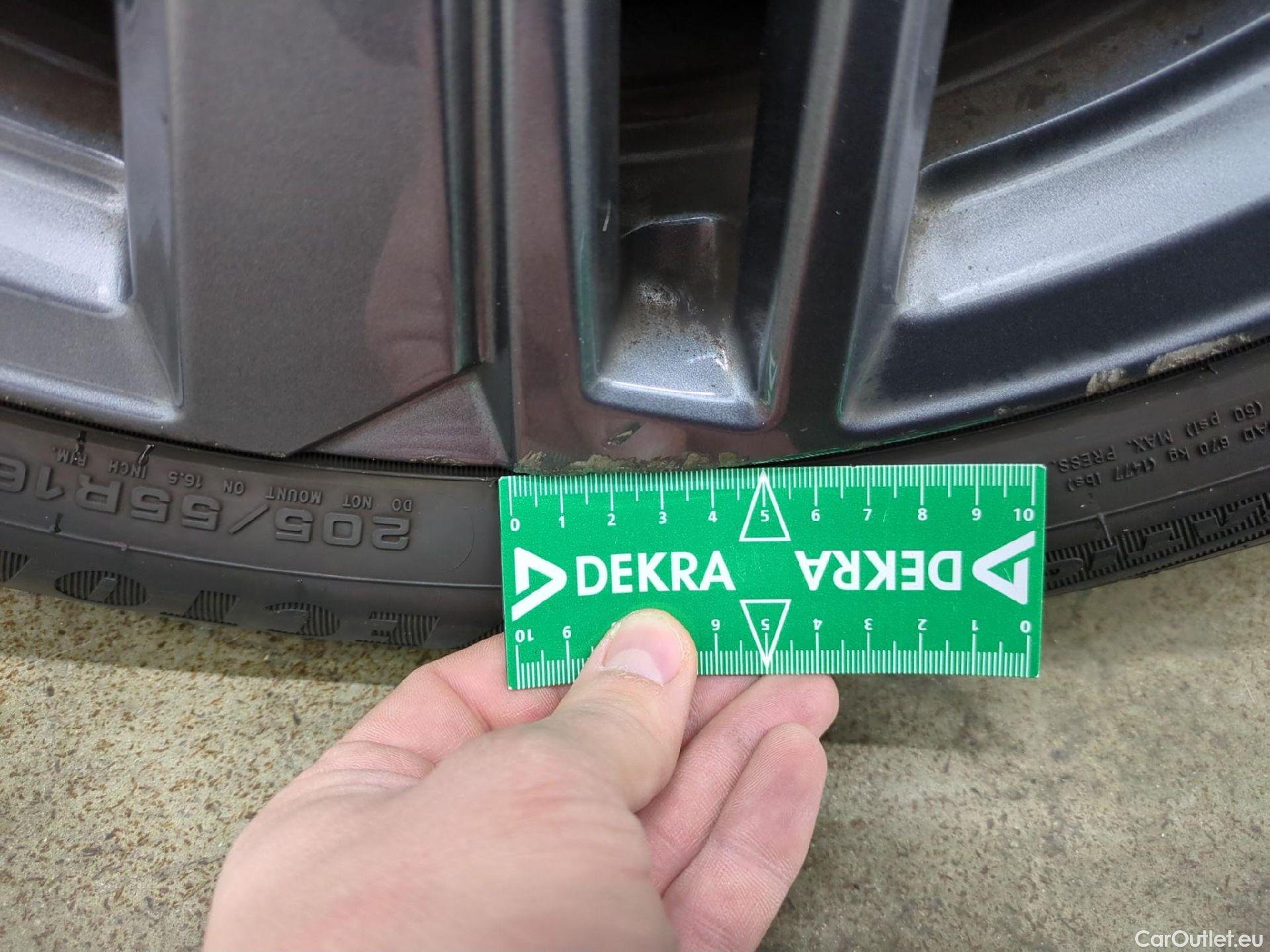  Peugeot  308  Active Pack 1.5 HDi 130CV BVM6 E6d #18