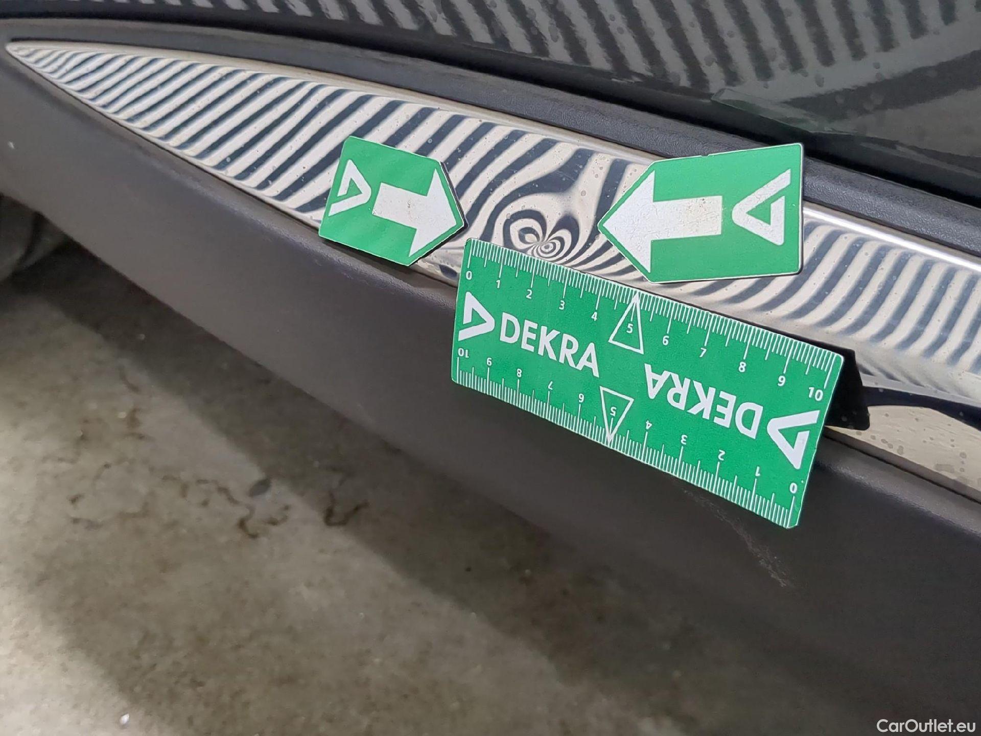  Peugeot  3008  Road Trip 1.2 PureTech 130CV BVA8 E6d #39