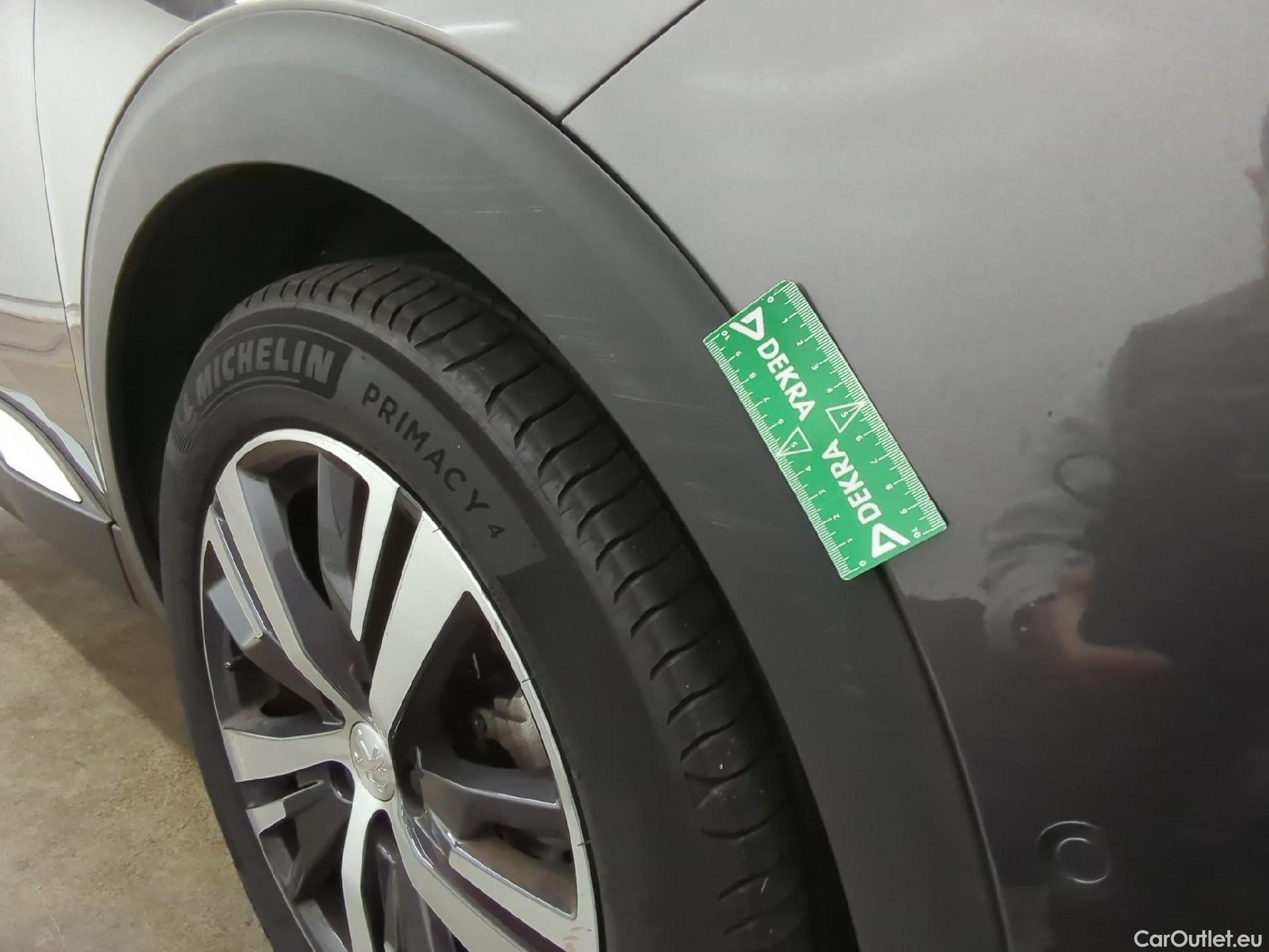  Peugeot  3008  Road Trip 1.2 PureTech 130CV BVA8 E6d #25