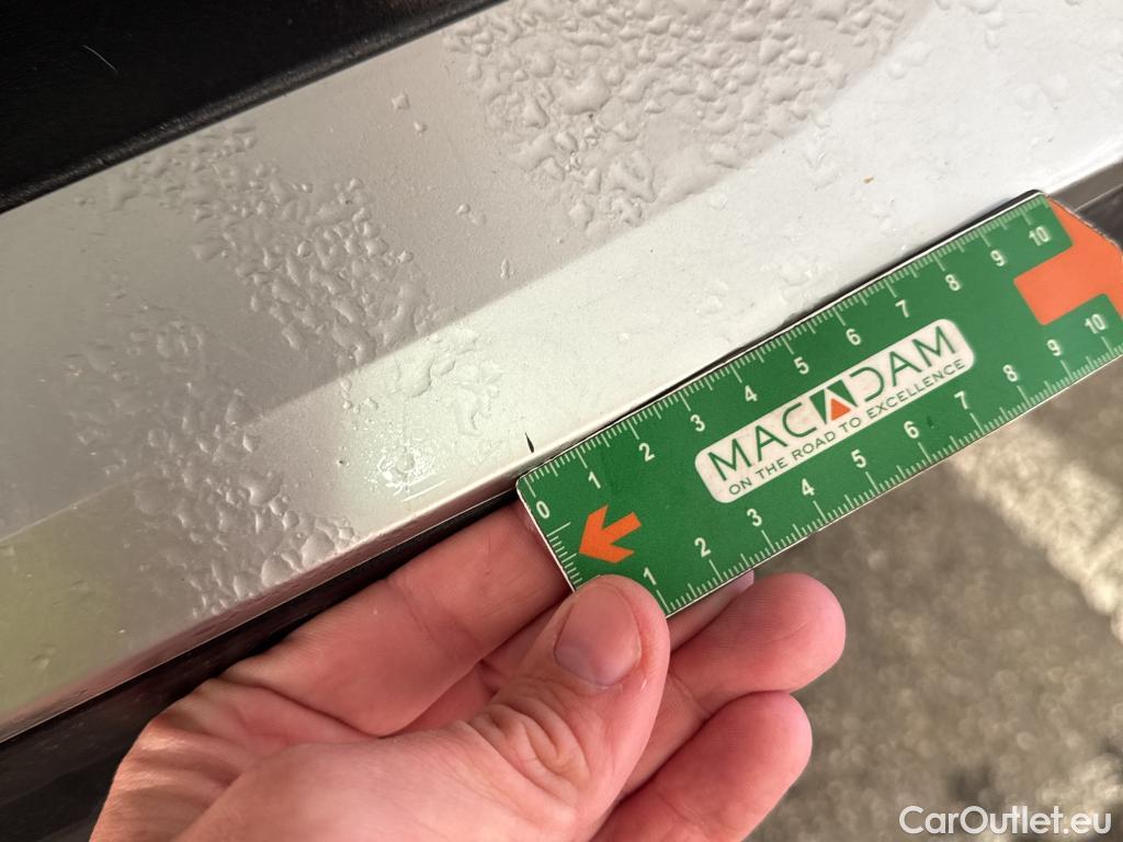  Peugeot  2008  Allure Pack 1.5 HDi 130CV BVA8 E6d #40