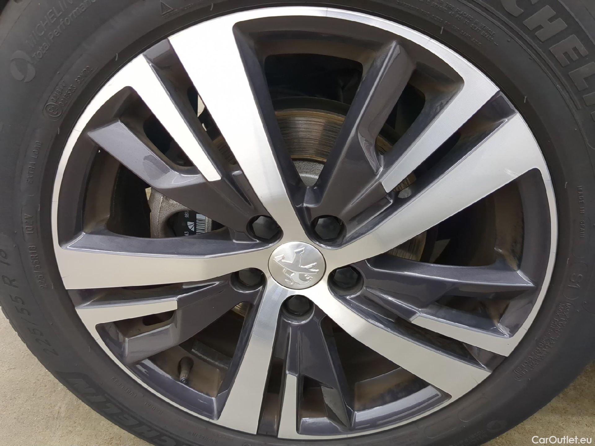  Peugeot  3008  Road Trip 1.2 PureTech 130CV BVA8 E6d #15