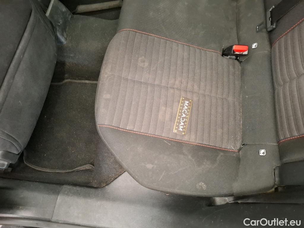  Peugeot  2008  Active Pack 1.5 HDi 110CV BVM6 E6d #37