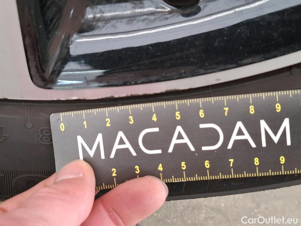  Opel   Grandland X Grandland X Elegance Business 1.5 130CV BVA8 E6d #49