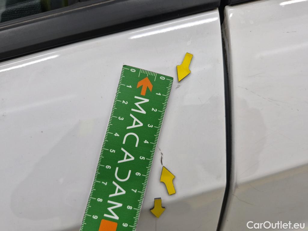  Peugeot  208  Premium 1.5 HDi 100CV BVM6 E6d #27